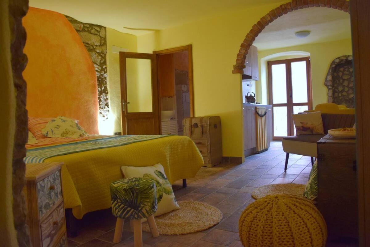Agriturismo Su'E Lentu Bosa Exterior photo